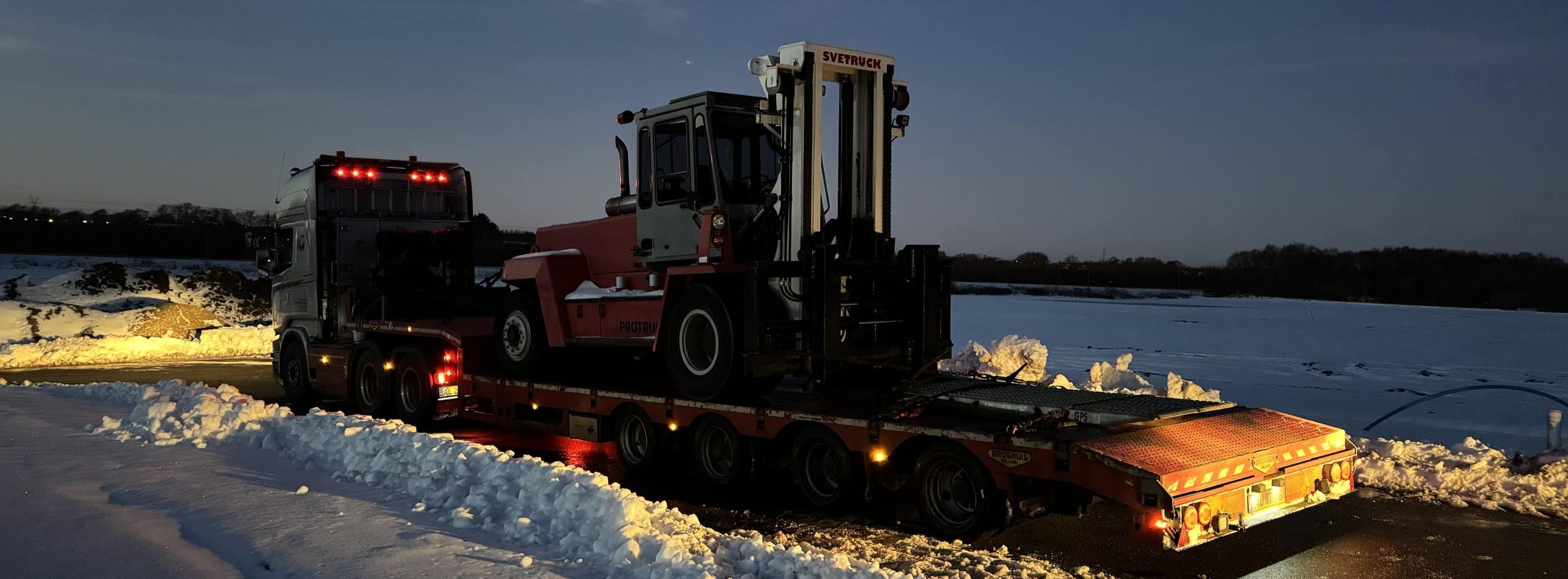 CHD CNC HANDLING DK - Trækker lastet med 20Tons truck