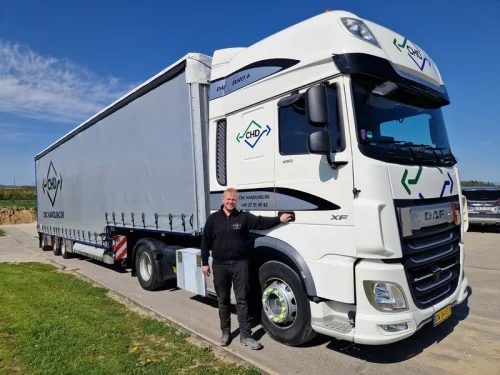 Kontakt - CEO Mikkel Jørgensen - ved vores DAF Xf 450 Ft Trækker